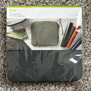 Cricut EasyPress Mat - 12" x 12" Heat-Resistant Surface Protector Grey